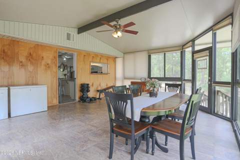 7150 Sapphire Lane, Keystone Heights FL - photo 10 of 36