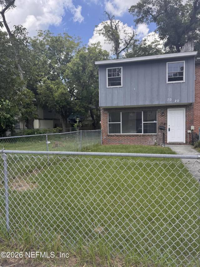 7020 E KEN KNIGHT Drive