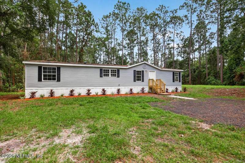 3 bedroom Mobile Home at 4951 Flax Court, Jacksonville South, Middleburg — photo 5
