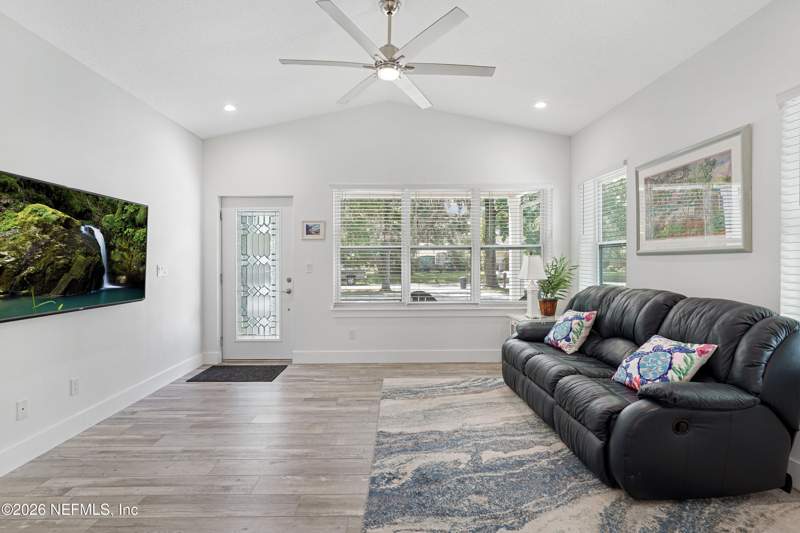 3 bedroom Single Family Residence at 3613 Fort Peyton Circle, Fort Peyton Forest, St. Augustine — photo 4
