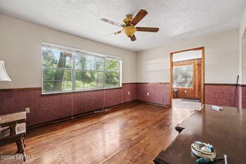 118 Fields Avenue, Jacksonville FL - photo 9 of 24