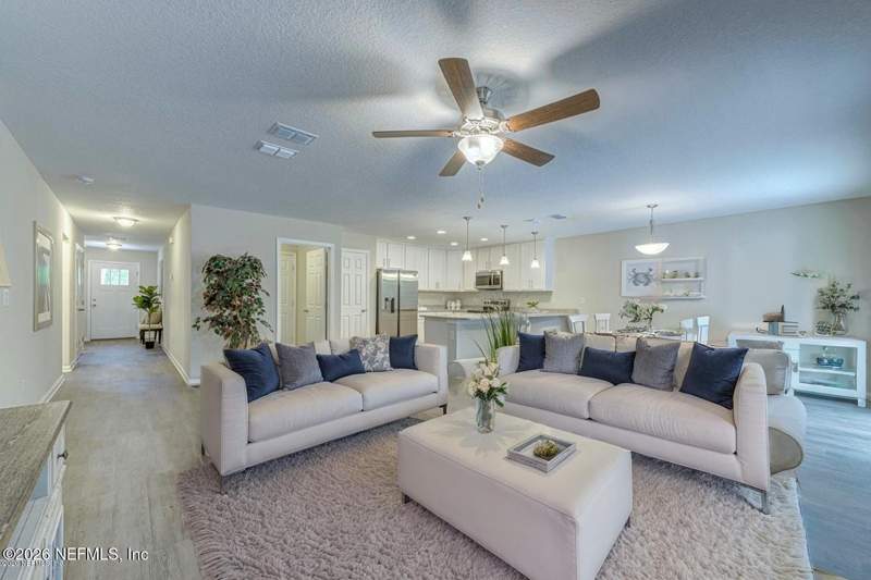 3 bedroom Single Family Residence at 4126 Collins Road, Island View, Jacksonville — photo 2