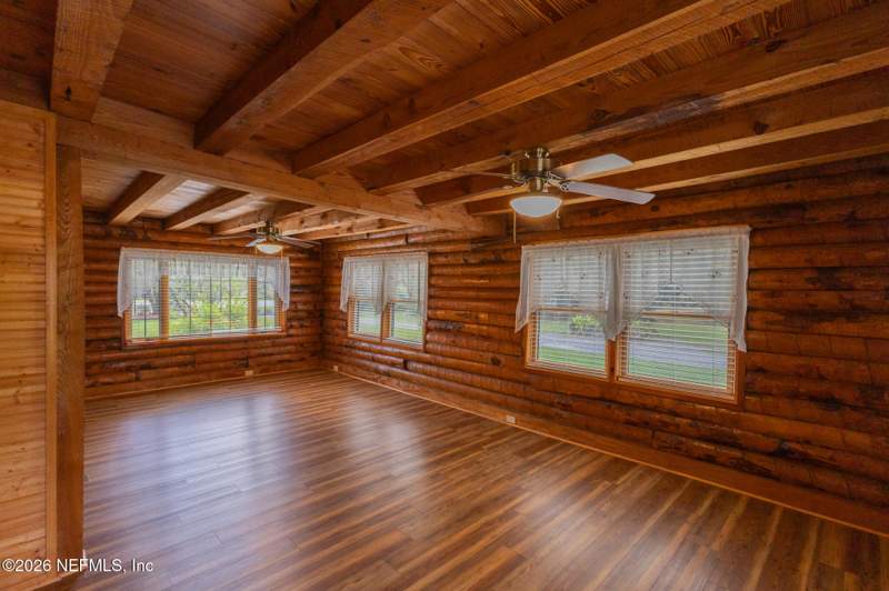 3 bedroom Single Family Residence at 111 Crescent Lake Shore Drive, Crescent City, Crescent City — photo 5