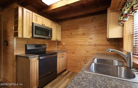 111 Crescent Lake Shore Drive, Crescent City FL - photo 12 of 94