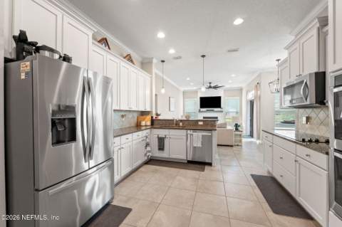 5384 CLAPBOARD CREEK Drive, Jacksonville FL - photo 11 of 31