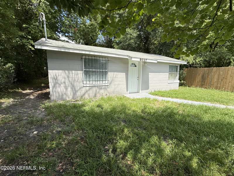 2 bedroom Single Family Residence at 9037 Washington Avenue, Riverview, Jacksonville — photo 1