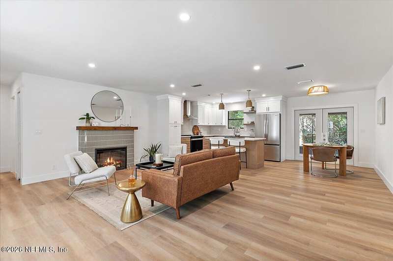 3 bedroom Single Family Residence at 426 Jasmine Road, St Augustine South, St. Augustine South — photo 1