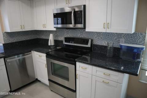 1901 1st Street #806, Jacksonville Beach FL - photo 9 of 20