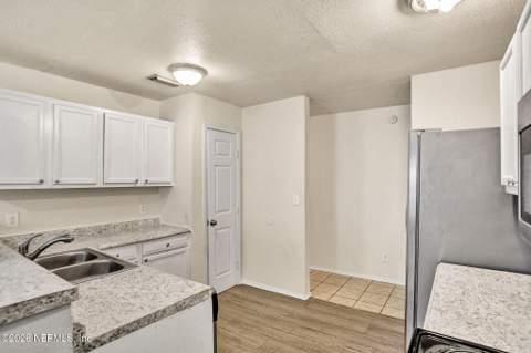 1837 W 28th Street, Jacksonville FL - photo 6 of 20