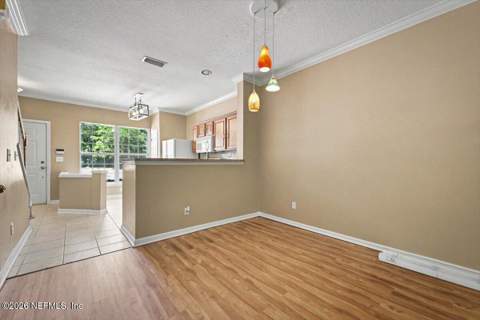 8423 Thornbush Court, Jacksonville FL - photo 13 of 39