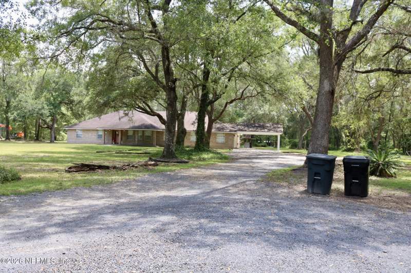 3 bedroom Single Family Residence at 5776 Middleton Court, Clay Hill, Jacksonville — photo 2
