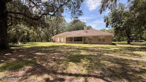 5776 Middleton Court, Jacksonville FL - photo 8 of 36