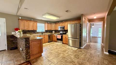 5776 Middleton Court, Jacksonville FL - photo 19 of 36