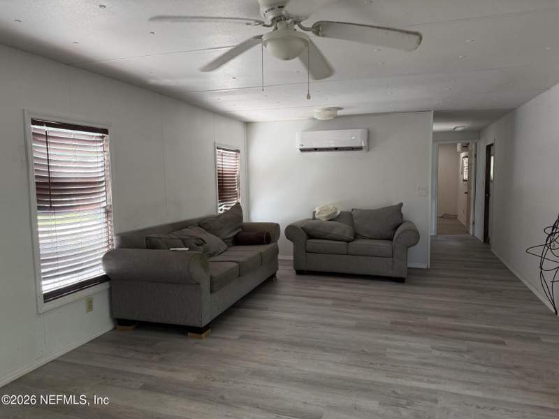 1 bedroom Mobile Home at 129 Lake Como Drive, Pomona Park, Pomona Park — photo 2