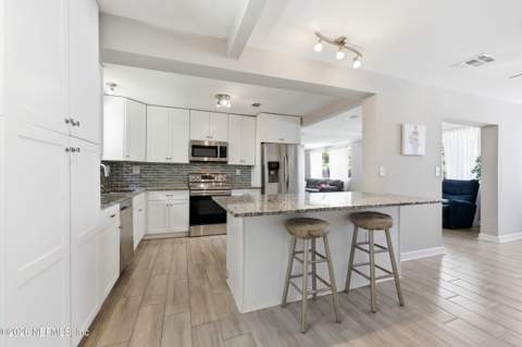 4410 San Clerc Road, Jacksonville FL - photo 8 of 39