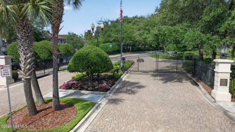 2358 Riverside Avenue #105, Jacksonville FL - photo 13 of 80