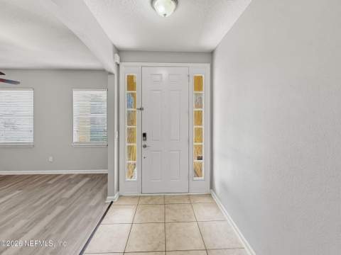 12039 Wynnfield Lakes Circle, Jacksonville FL - photo 10 of 84