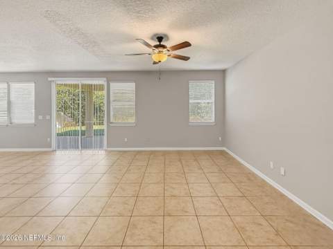 12039 Wynnfield Lakes Circle, Jacksonville FL - photo 14 of 84