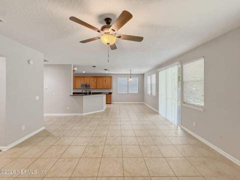 12039 Wynnfield Lakes Circle, Jacksonville FL - photo 16 of 84
