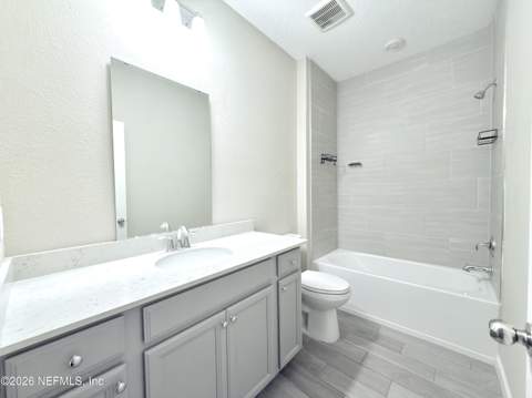 7512 Chervil Street, Jacksonville FL - photo 8 of 48