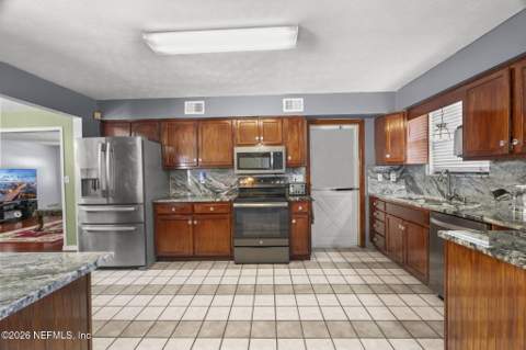 5675 Weber Lane, Jacksonville FL - photo 17 of 45