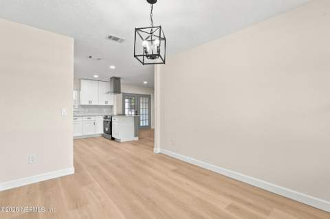 6104 W Golden Grove Road, Jacksonville FL - photo 15 of 35
