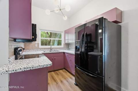 5466 Keystone Drive, Jacksonville FL - photo 13 of 37