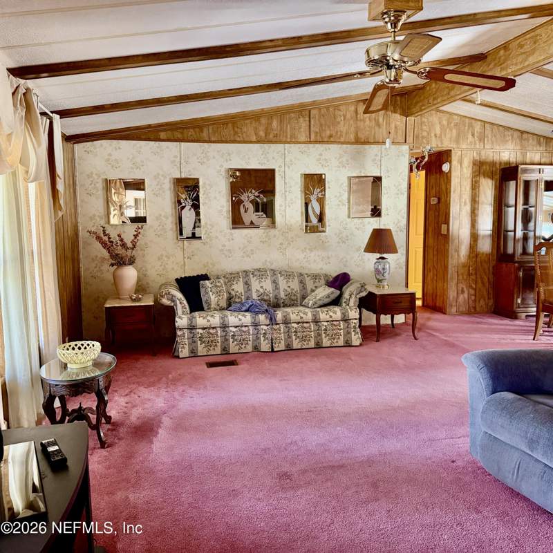 3 bedroom Mobile Home at 304 Dawn Avenue, Interlachen Estate, Interlachen — photo 4