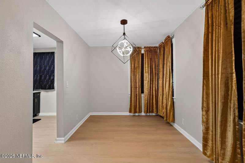 2 bedroom Single Family Residence at 9046 TYLER Avenue, Thompsons Riverview, Jacksonville — photo 3
