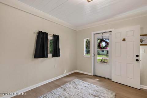 9046 Tyler Avenue, Jacksonville FL - photo 13 of 48