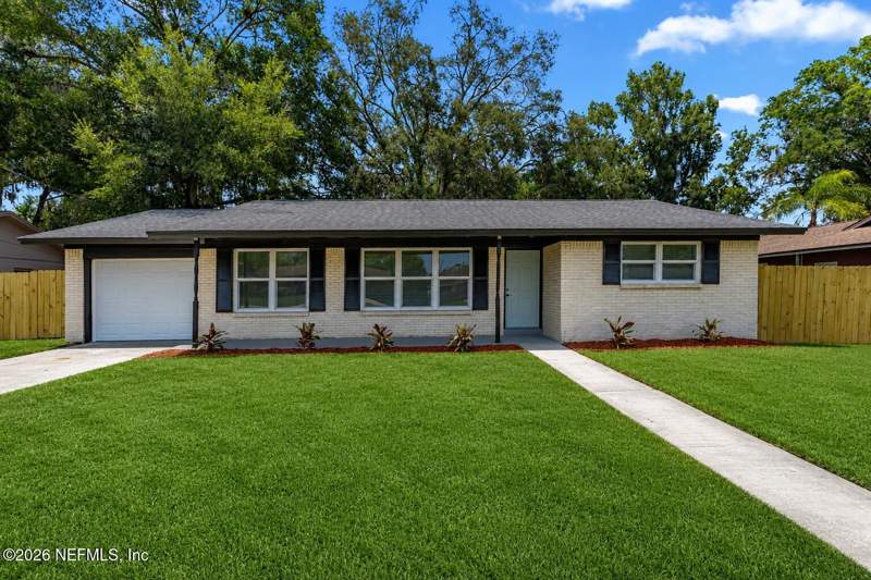 4 bedroom Single Family Residence at 6104 W Golden Grove Road, Enchanted Park, Jacksonville — photo 3