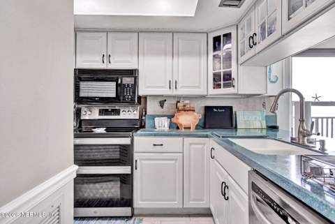 1901 1st Street #1701, Jacksonville Beach FL - photo 14 of 39