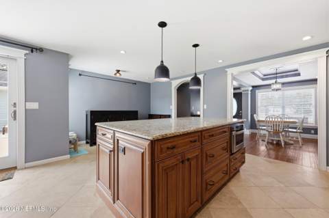 7645 Oak Forest Road, Keystone Heights FL - photo 11 of 57