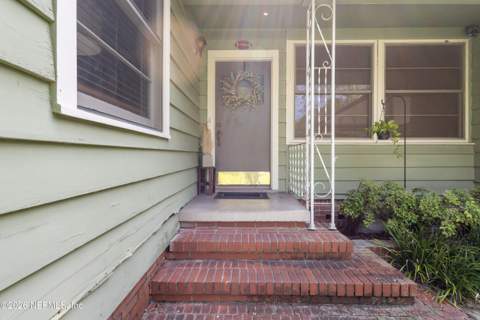 1207 Glen Laura Road, Jacksonville FL - photo 6 of 46