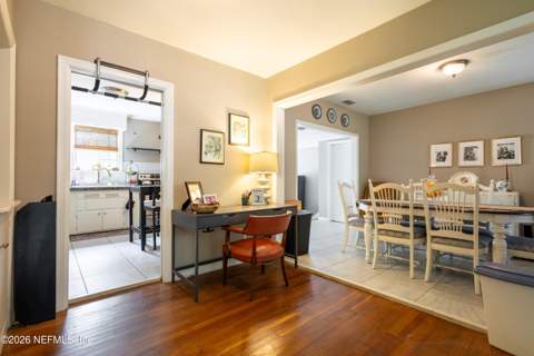 1207 Glen Laura Road, Jacksonville FL - photo 17 of 46