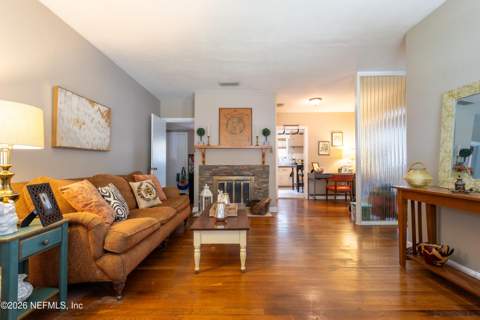 1207 Glen Laura Road, Jacksonville FL - photo 12 of 46