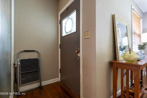 1207 Glen Laura Road, Jacksonville FL - photo 8 of 46