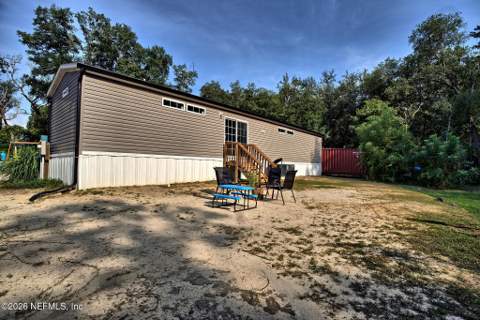 117 Gas Easement Road, Interlachen FL - photo 17 of 52