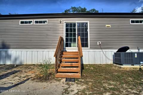 117 Gas Easement Road, Interlachen FL - photo 18 of 52