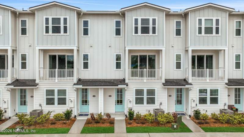 4 bedroom Townhouse at 6 N Beach Way, North Beach, Jacksonville Beach — photo 4