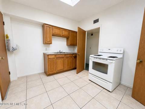 1630 W 28th Street, Jacksonville FL - photo 14 of 19