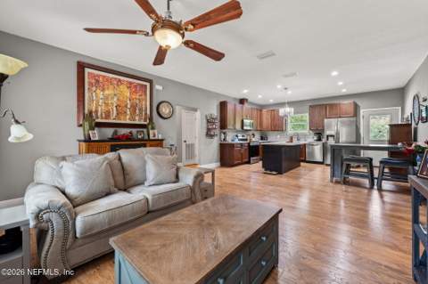 236 S 7th Street, Macclenny FL - photo 7 of 24