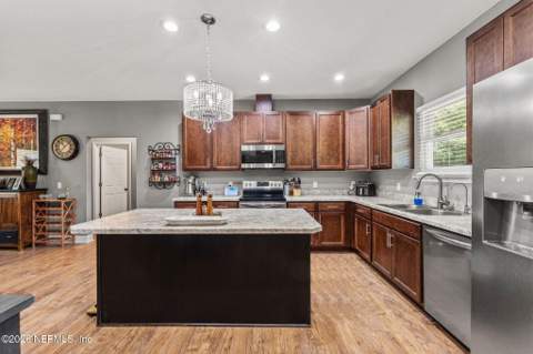 236 S 7th Street, Macclenny FL - photo 11 of 24