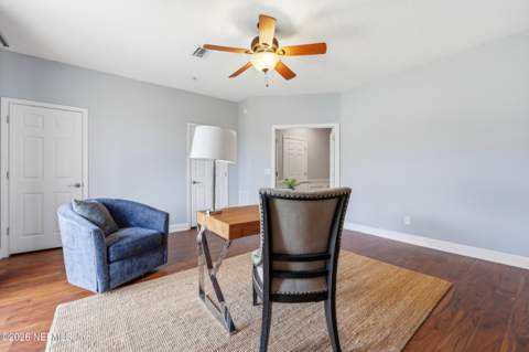 4454 Capital Dome Drive, Jacksonville FL - photo 12 of 63