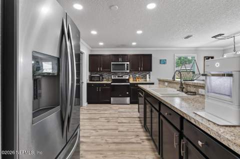 78021 Saddle Rock Road, Yulee FL - photo 7 of 41