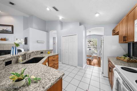 2109 Pebble Creek Lane, Fleming Island FL - photo 20 of 69