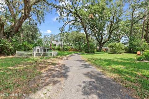 440 Blake Avenue, Orange Park FL - photo 10 of 44