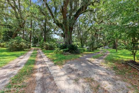 440 Blake Avenue, Orange Park FL - photo 7 of 44