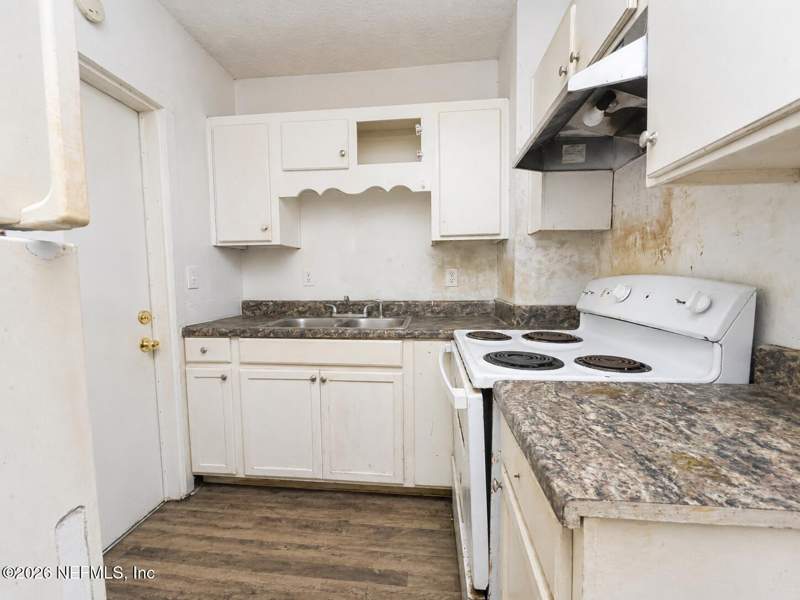 3 bedroom Single Family Residence at 3232 Dignan Street, Highway, Jacksonville — photo 5