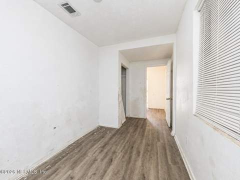 3232 Dignan Street, Jacksonville FL - photo 9 of 21